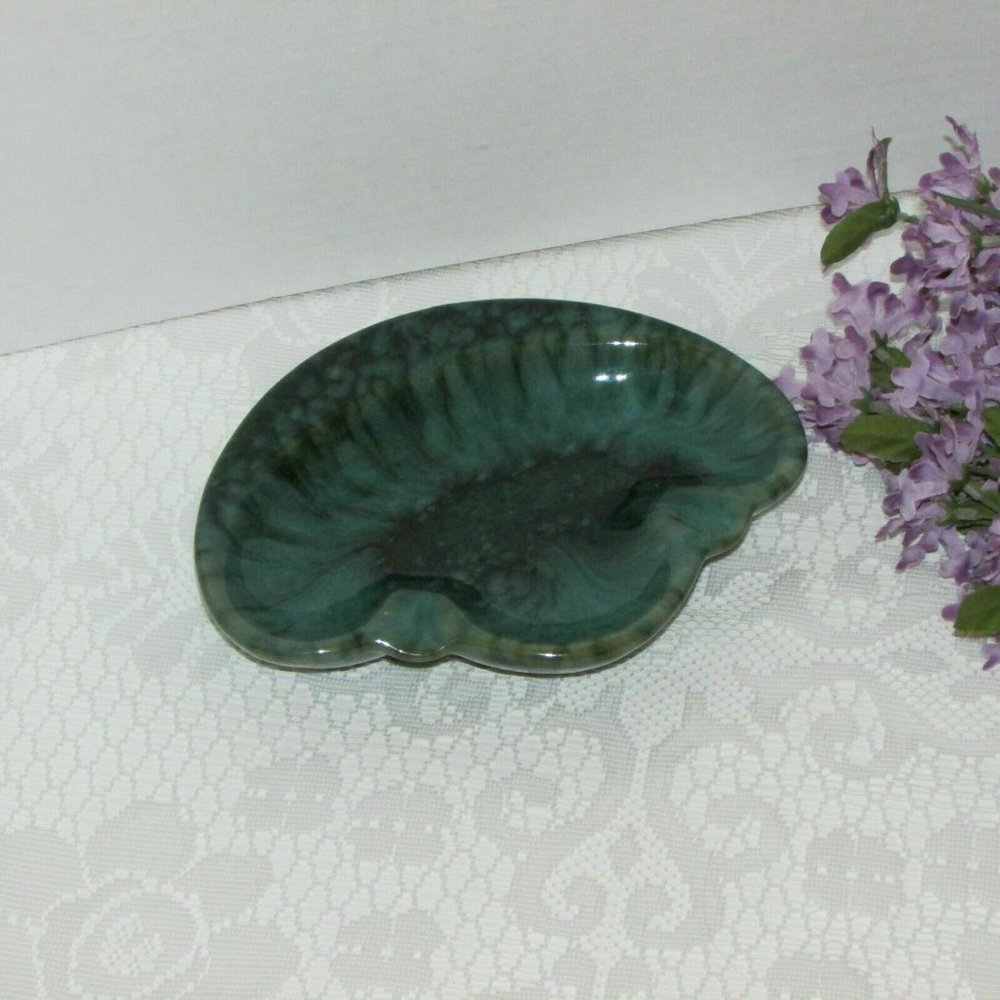 MID-CENTURY ART POTTERY Ashtray Blue Green Drip Glaze - Picture 8 of 8